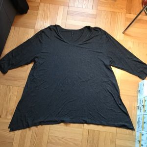 B JJ grey V neck asymmetrical tunic 3/4 sleeves